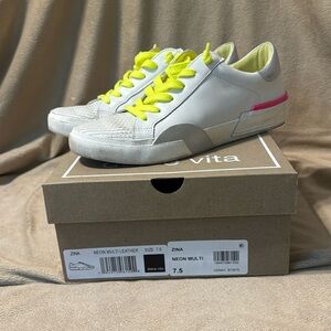 Dolce Vita Sneakers